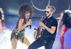 Победителката завладя публиката и журито с образа на Тина ТърнърЕто