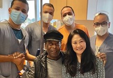 82 годишният Пеле ще остане в болница през следващите няколко дни