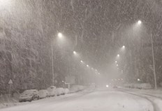 Синоптици предупреждават за силен вятър условия за виелици и навяванияСутринта