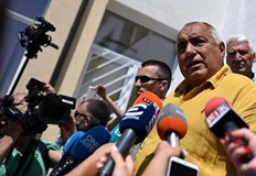 Заради нелепиците около машини и кодове ще се върнем в