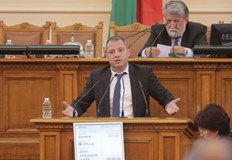 Преписките срещу съпредседателите на Продължаваме промяната са били прибрани в