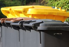 Подменят старите съдове за отпадъци с новиСлед проведена открита процедура