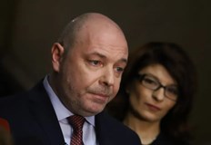 Демократична България и БСП не подкрепят първия мандатЧетири дни след