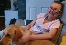 Пациентката е на 13 години и е от ЛестърНелечима форма