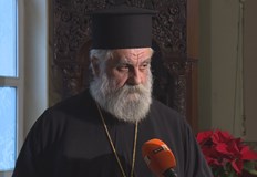 Свещеникът съветва да не отдаваме значение на богатството на трапезата