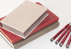 Някои компании години наред се опитват да надскочат собствените си