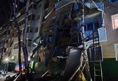 Нанесени са щети на 15 апартаментаШест души загинаха при срутване