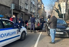 При полицейска операция са задържани няколко душиАрести в центъра на