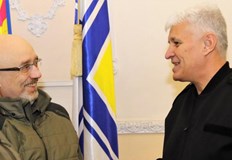 Предстои България да предостави на Украйна безвъзмездно въоръжение техника и