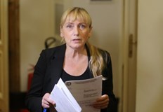 Евродепутатката не изнася неверни факти а изказва негативни оценки реши