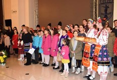Коледният концерт на фондация Етническа хармония поднесе пиршество от звуци