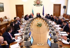 Пълната забрана за износ на продукти от суров руски петрол