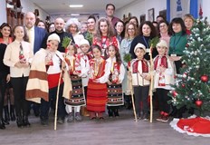 Децата рецитираха коледни стихчета като със своите усмивки и настроение