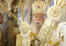 Трябва да служим и с Българската и с Украинската православна