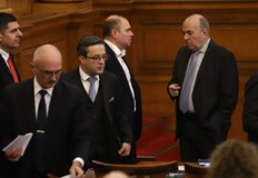 Политиците коментираха на влизане в НС дали ще бъде приет