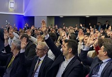 Това е записано във внесени от партията промени в Кодекса