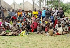 Мъж от Уганда има 102 деца от 12 съпруги и