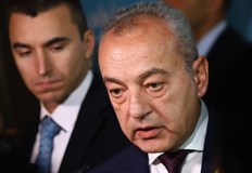 Проектосъставът на кабинета се състои от професионалисти в своите области