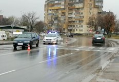 Шофьорът твърди че не я е видял поради слабата осветеност65 годишна