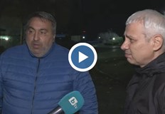 Спрях колата и насочих фаровете надолу Започнахме да ги вадим