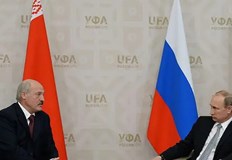 Беларус е длъжна на Русия след като войските на Путин