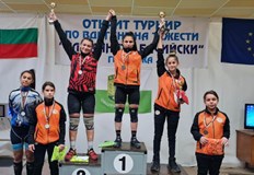 Тимът изпраща изключително успешна за състезателите си годинаТри призови места