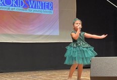 Малката красавица стана и Мини Мис НеаполДвоен повод за гордост