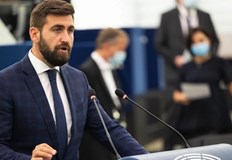 Румънски еврокомисар е изпратил запитване до Европейската комисия съобщи Андрей