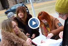 Петицията е инициирана от гражданска инициатива Майки срещу войната Националната гражданска