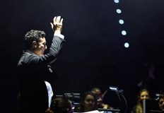 Да започнем новата година с весела музика в сърцата приканват