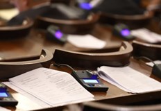 Депутатите на Борисов искаха да отпадне изискването паметите да се