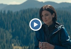 Лицето ме изрита в лицето с цялата мъжка сила която