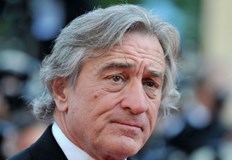 Искала да открадне коледните подаръци под елхата муАрестувана е жена