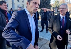 Той уточни че вече са получени предложения от Демократична България