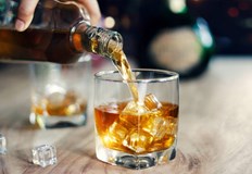 Най мощен махмурлук сред популярните алкохолни напитки предизвиква уискитоРеакцията на тялото