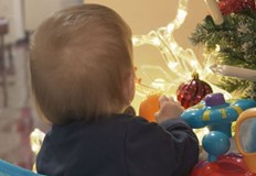 До този момент биологичните родители не са потвърдили отказ от