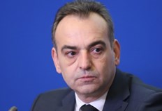 С повишаване на минималната работна заплата ще влезем в спирала