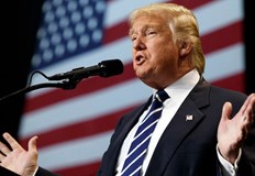 През октомври Доналд Тръмп беше призован да даде показания и