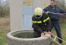 Спасителната операция в сливенското село Трапоклово е продължила над четири