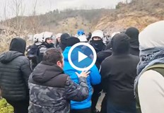 Протестиращи сърби са се опитали да преминат на косовска територияПротестиращи