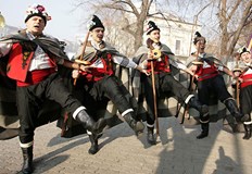 Според директора на музея проф Николай Ненов мъжкото пеене по