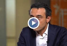 Не приляга на висотата на президентската институция да дава емоционални