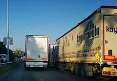 Шофьорите са принудени да минават през село Николово за да