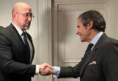 Украинският премиер се срещна в Париж с генералния директор на