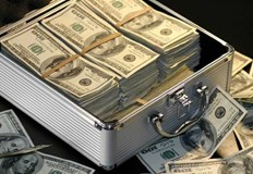 Това са братята Георги и Кирил Домусчиеви с 1 9 милиарда