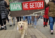 Протестиращите настояват Общинският съвет да преразгледа приетия на 24 ноември