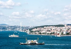 Всички са извадени от водата невредимиЧетирима души са ранени при