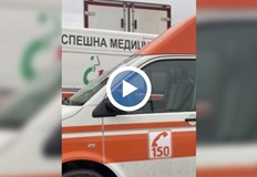 Шофьорът трафикант и спътникът му са били с униформи на