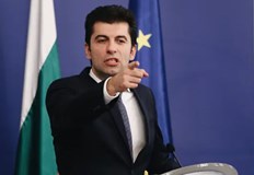 Петков призова да се защити демокрацията и хората да излязат