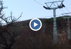 Кабинка на лифта се заплете в електрически кабели но пострадали